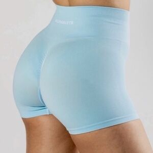 Alphalete Amplify Shorts Artic Blue